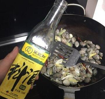 酱爆花甲5