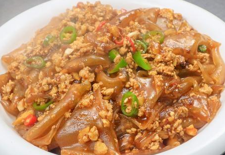 粉条烩肉末1