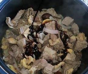 土豆炖牛腩9