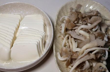 肉末蘑菇蒸豆腐4
