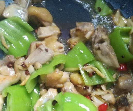 香辣鸡丁8