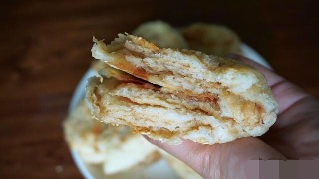 又酥又脆的早餐饼做法12