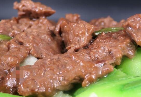 怎样炒牛肉 丝瓜牛肉的做法