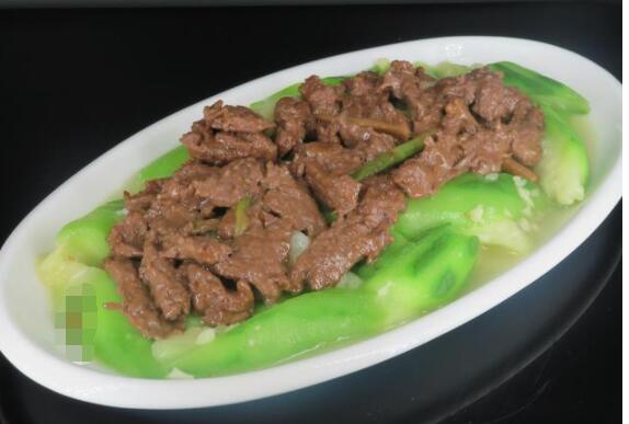 怎样炒牛肉 丝瓜牛肉的做法