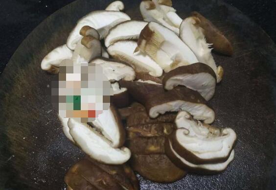 怎么做香菇 香菇炒肉的做法