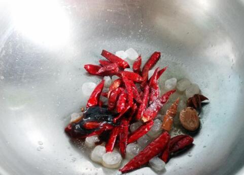 尖椒卤干豆腐的做法