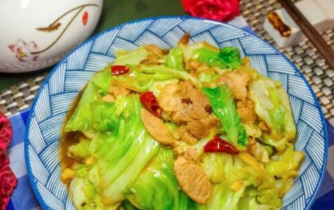 手撕包菜怎么做 鲜甜下饭的手撕包菜做法