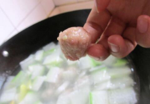 肉丸子怎么做 冬瓜丸子汤的做法10
