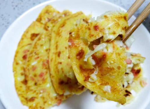 包菜鸡蛋火腿肠饼怎么做好吃的做法1
