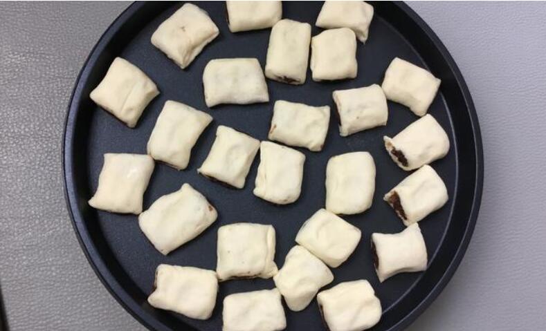 自制红豆沙小点心的做法10