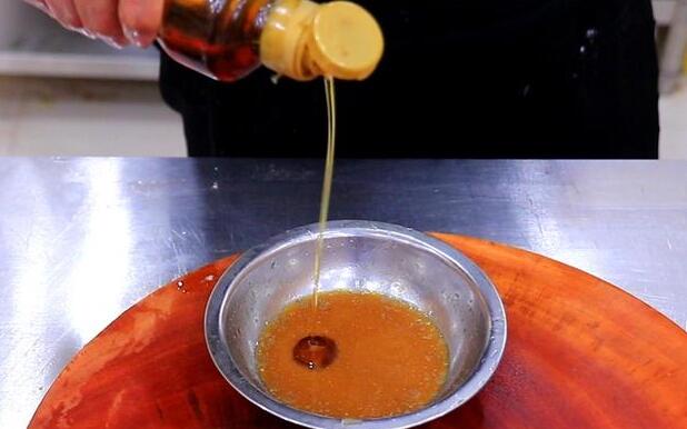 7牛肉怎么炒才嫩 酸菜牛肉片的做法